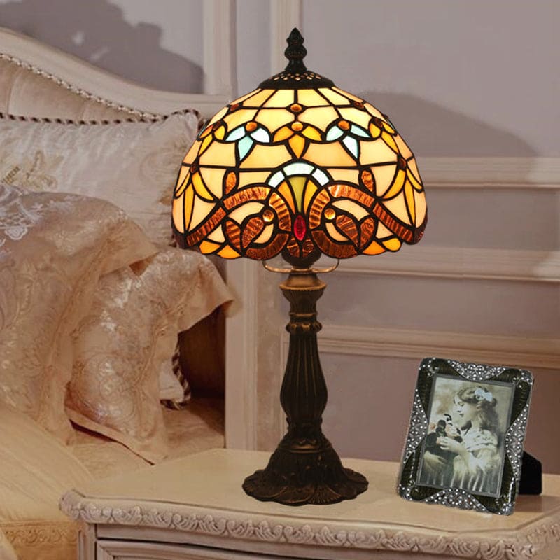 Art Deco Tinted Glass Table Lamp - Elegant Home Lighting – Yellow