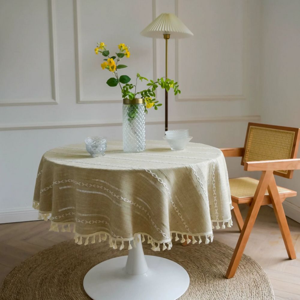 Elegant Leaf Pattern Round Table Cover – Wheat Linen