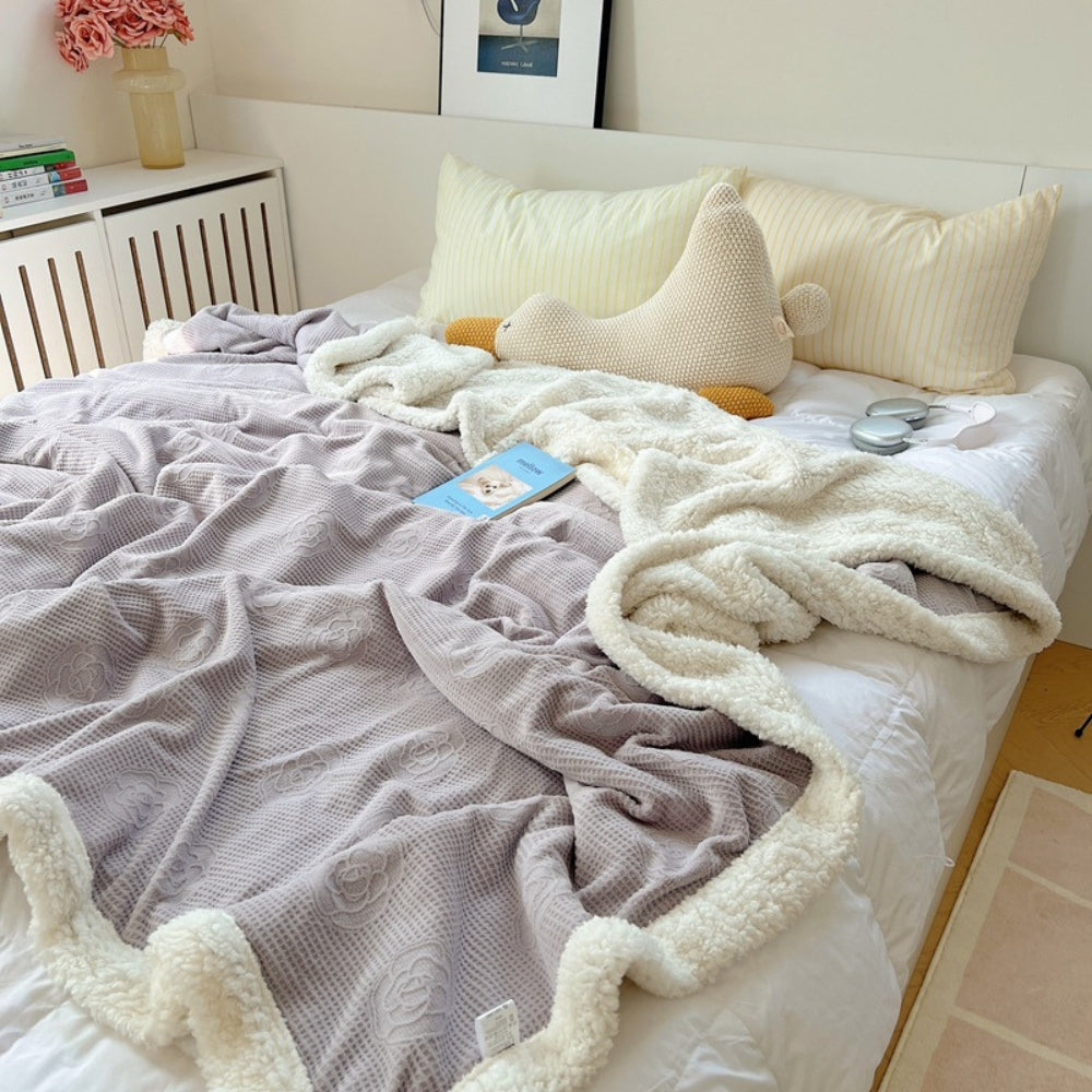 Blissful Bloom Embossed Sherpa Throw – Mauve Haze