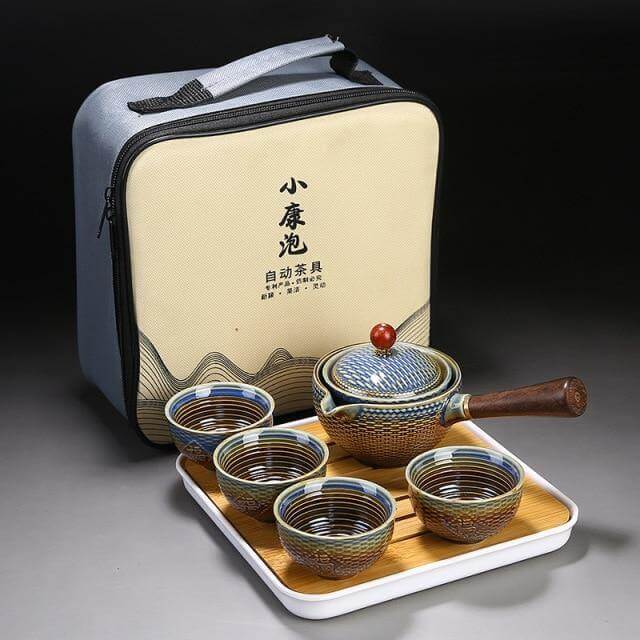 Moving Teapot Filter Set in Unique Ceramic Design – 1