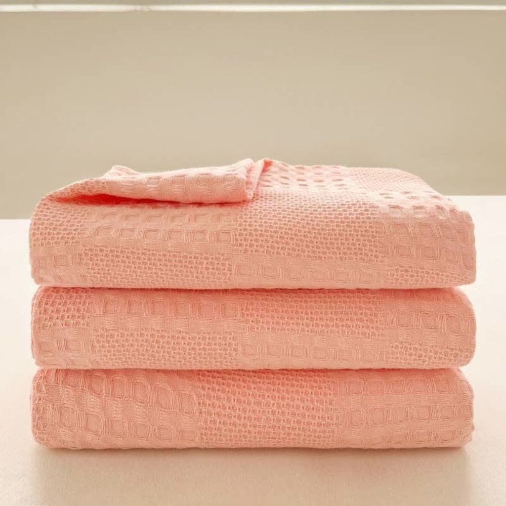 Waffle Blanket in 100% Organic Cotton – Elegant and Breathable Design