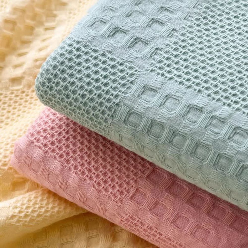 Waffle Blanket in 100% Organic Cotton – Elegant and Breathable Design