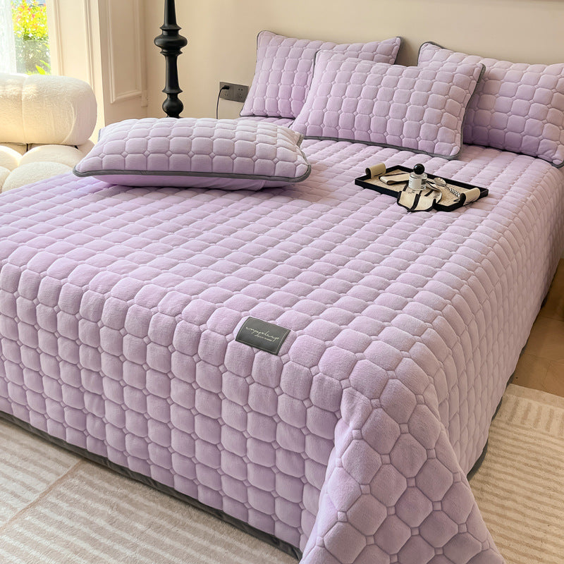 Soft and Elegant Bedspread with Modern Square Pattern – Purple