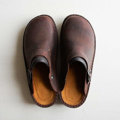 Comfortable and Stylish Clogs – Dark Brown