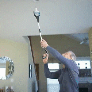 SmartReach Grabber Tool for Effortless Object Retrieval