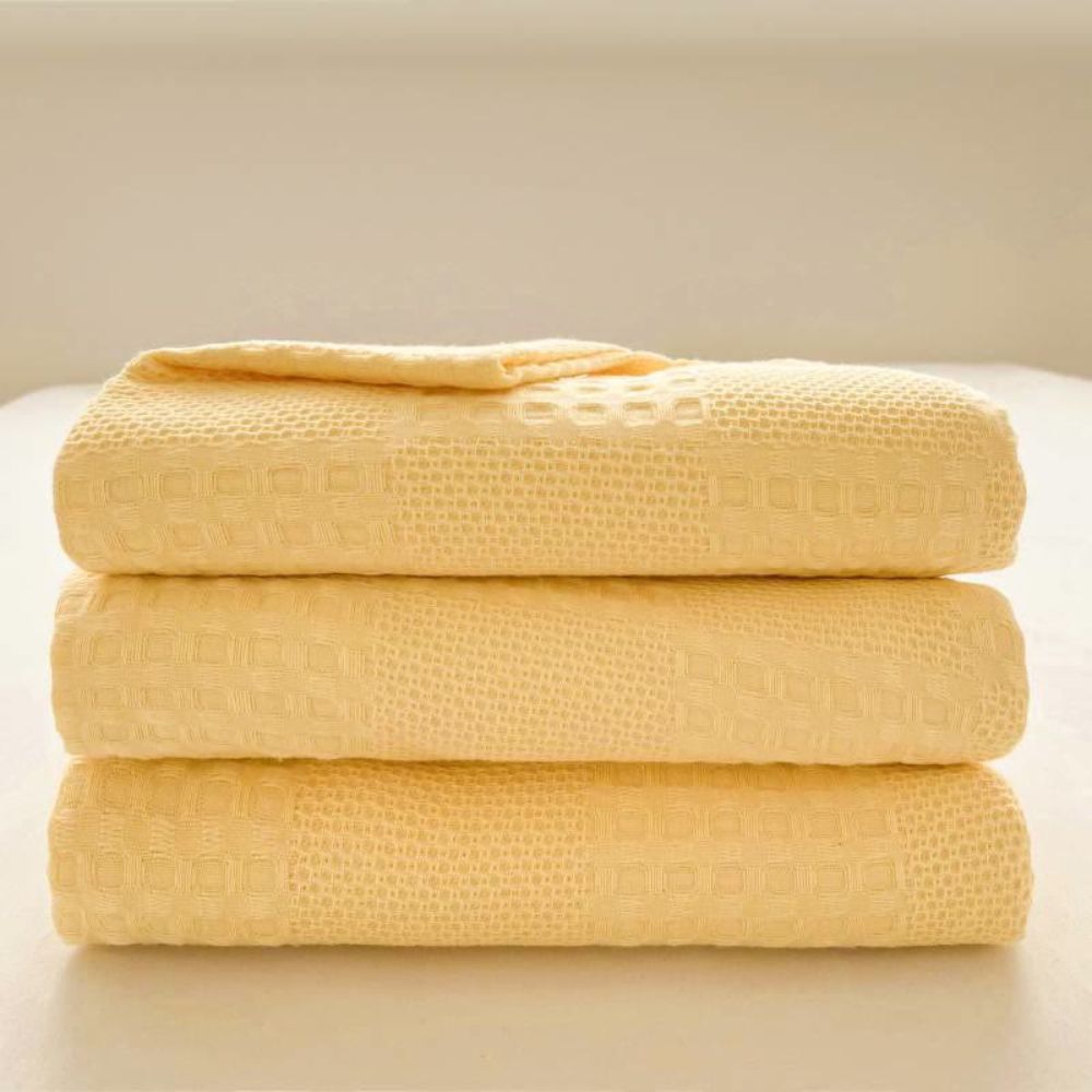 Waffle Blanket in 100% Organic Cotton – Elegant and Breathable Design