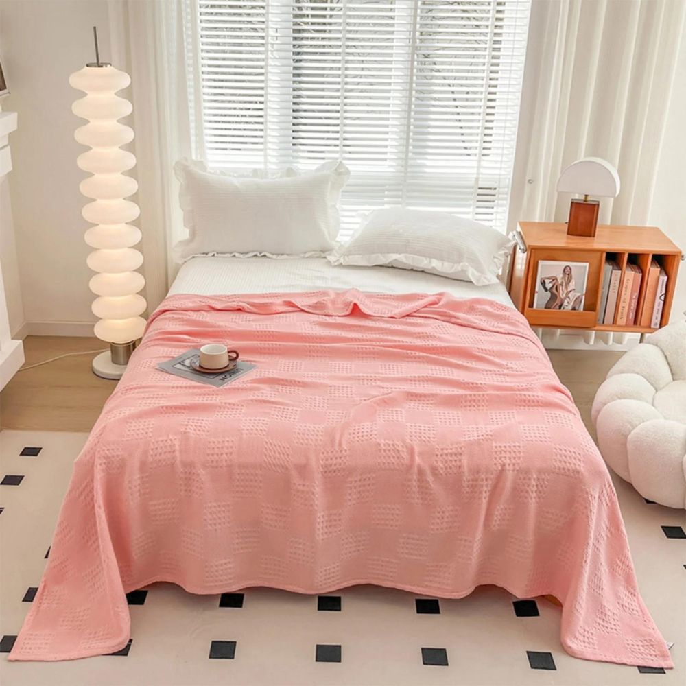 Waffle Blanket in 100% Organic Cotton – Elegant and Breathable Design