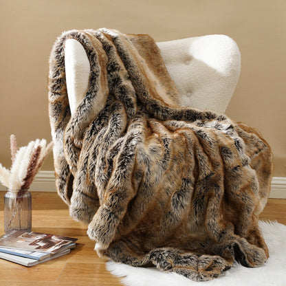Cozy and Warm Faux Fur Blanket