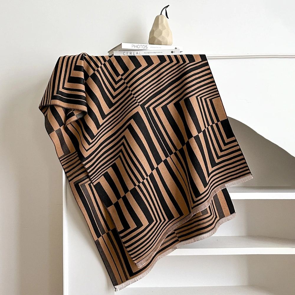 Elegant Geometric Patterned Shawl Wrap – Noir Caramel