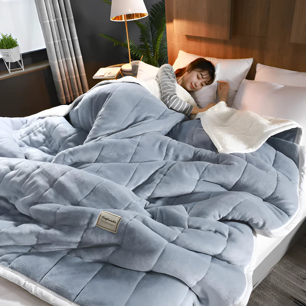 Soft Sherpa Throw Blanket for Comfortable Sleep – Light Blue/Grey