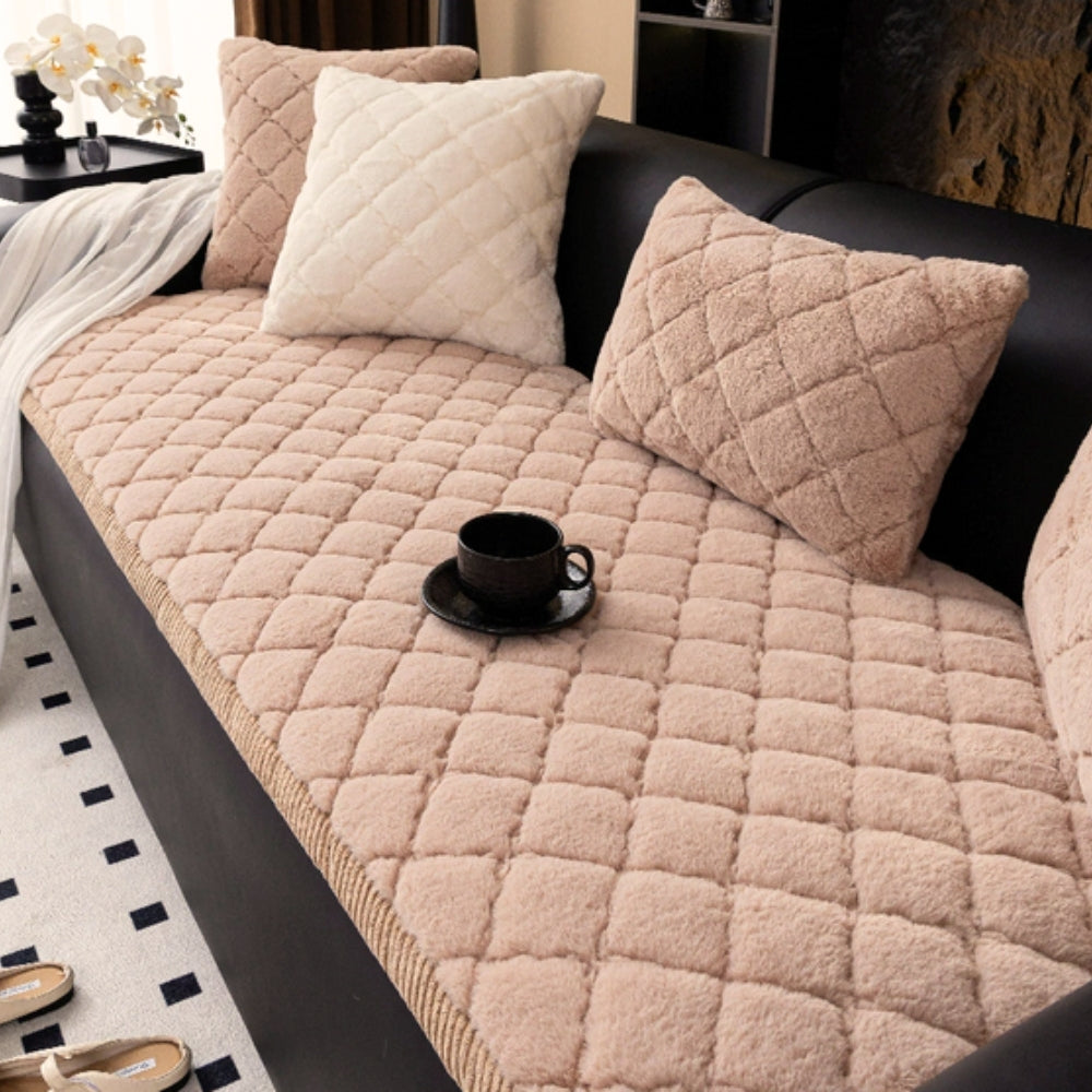 Elegant Soft Quilted Sofa Protector – Blushy Charm