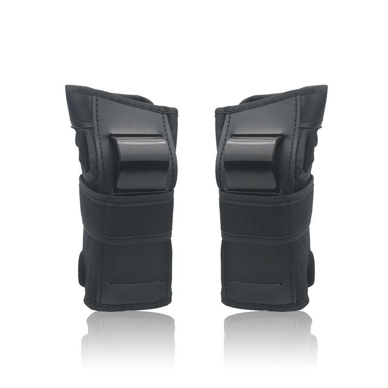 Adjustable Wrist Guards for Enhanced Protection – Green