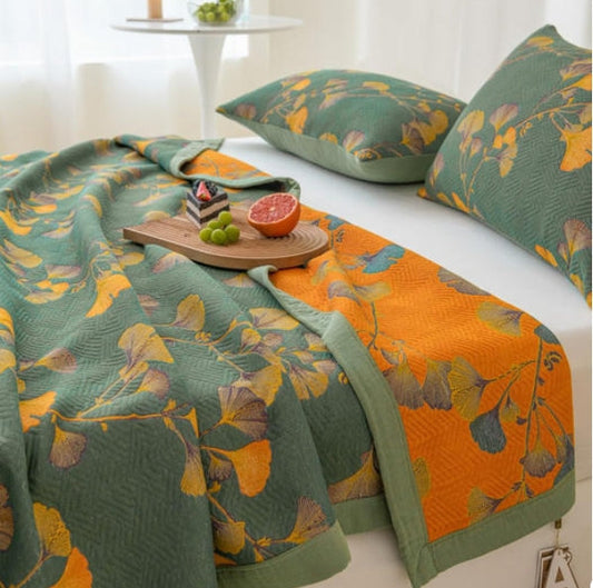 Reversible Quilted Blanket with Jacquard Cotton Ginkgo Leaves