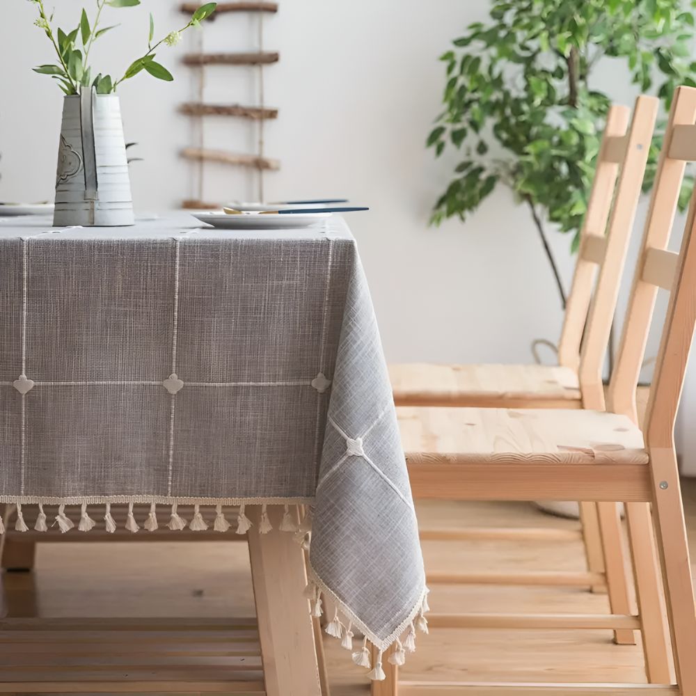 Chic Farmhouse Checkered Table Cover