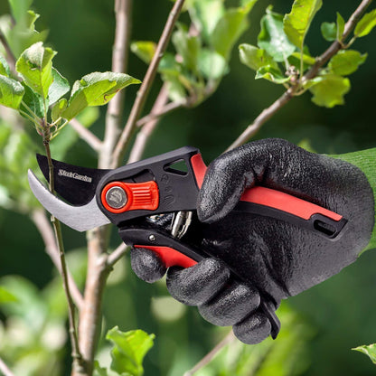 Eco-Friendly Garden Gloves for Everyone