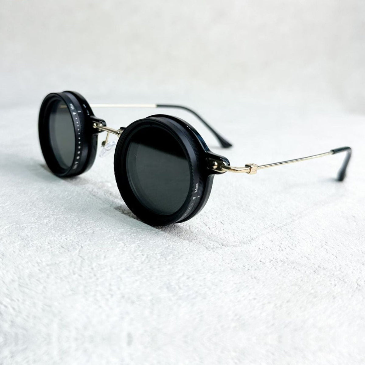 Polarized Sunglasses for Men and Women – Retro Style with Adjustable Light Filter