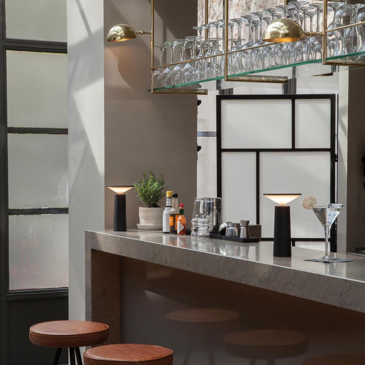 LumaSphere Portable Smart Lamp – Your Adaptive Lighting Companion