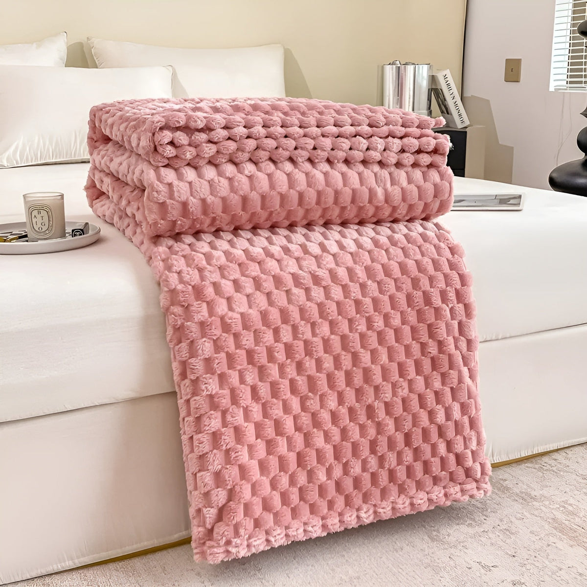 Super Soft and Warm Blanket for Couch and Bed – Pink