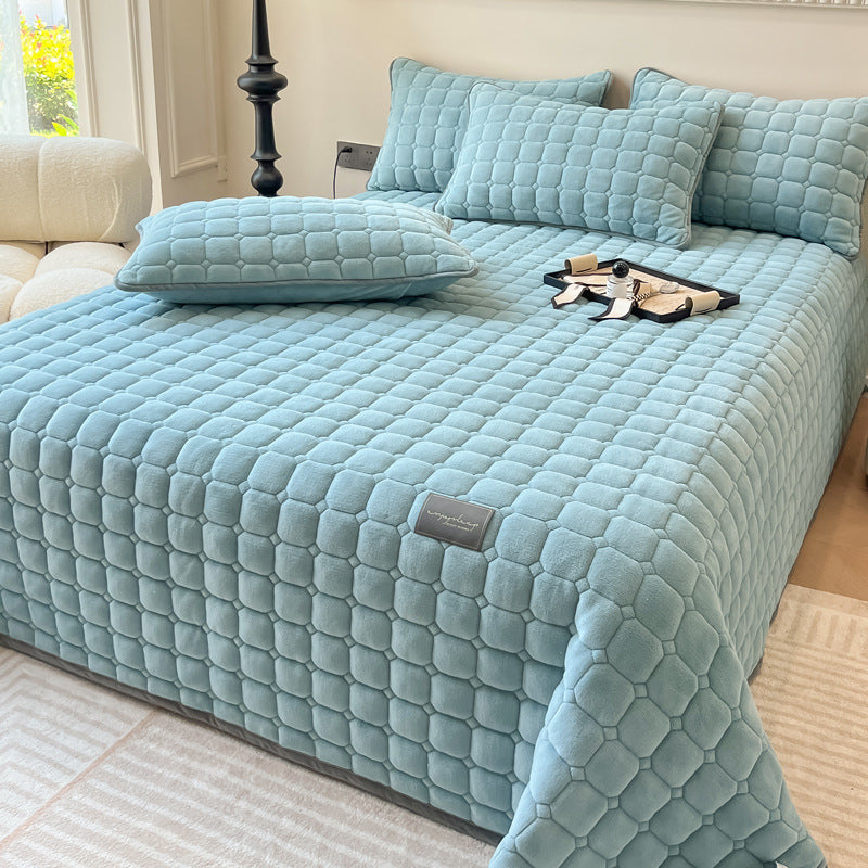 Soft and Elegant Bedspread with Modern Square Pattern – Blue