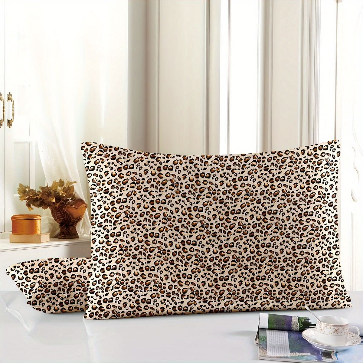Zippered Pillowcase with Pattern for a Comfortable Sleep – Leopard Print
