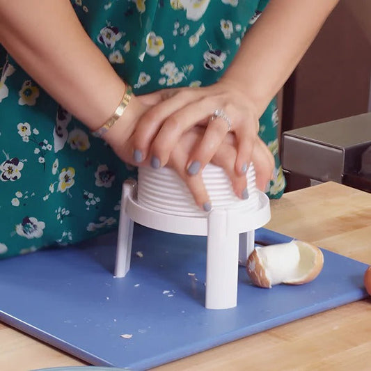 Creative Egg Peeler Tool – Quick and Safe Kitchen Gadget