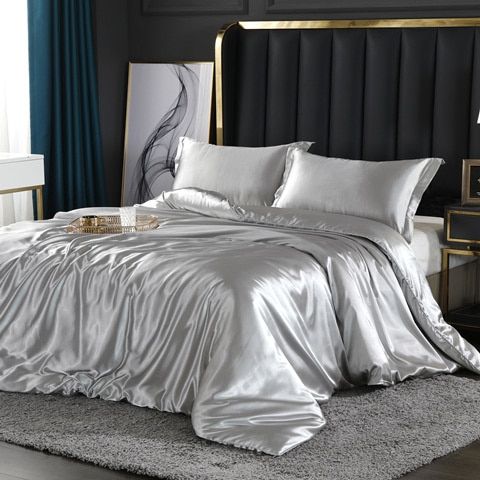 4-Piece Ultra-Soft Luxury Silk Bedding Set (1 Flat Sheet + 1 Duvet Cover + 2 Pillowcases) – Silver Chalice
