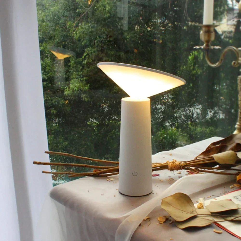 LumaSphere Portable Smart Lamp – Your Adaptive Lighting Companion